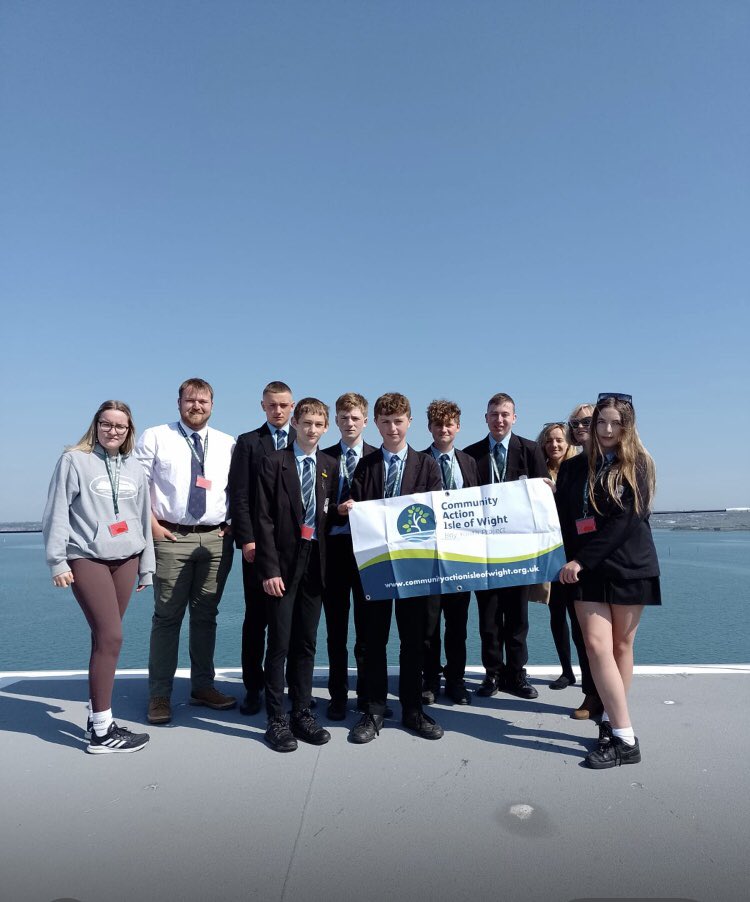 Community Resilience Project - Bay area, IOW (@bayresilience) on Twitter photo Wonderful day for #YoungPeople as we hosted <a href="/BayCESecondary/">BayCESecondary</a> for a tour of <a href="/HMSQNLZ/">HMS Queen Elizabeth</a> & <a href="/MaryRoseMuseum/">The Mary Rose</a> through our amazing partnership contacts
Pupils interested in opportunities #UniformedServices & #Martime careers.
Huge call out to <a href="/WightlinkITC/">Wightlink in the Community</a> for brilliant support again 👏 Wonderful day for #YoungPeople as we hosted <a href="/BayCESecondary/">BayCESecondary</a> for a tour of <a href="/HMSQNLZ/">HMS Queen Elizabeth</a> & <a href="/MaryRoseMuseum/">The Mary Rose</a> through our amazing partnership contacts
Pupils interested in opportunities #UniformedServices & #Martime careers.
Huge call out to <a href="/WightlinkITC/">Wightlink in the Community</a> for brilliant support again 👏