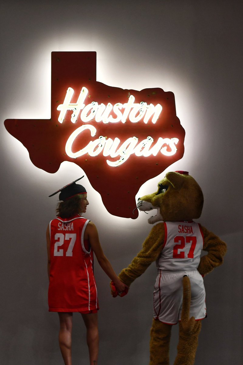 Shasta & Sasha tweet media