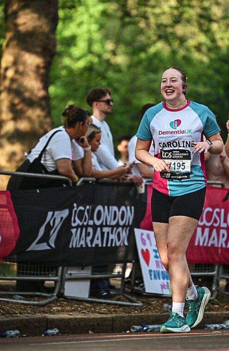 thermbi's tweet image. Congratulations to Caroline, Administration Assistant at Prince Michael of Kent Court, in #Watford for completing the #LondonMarathon for the very first time, and raising over Β£3000 for @DementiaUK πββοΈ
π To read more about her achievement, visit: bit.ly/3Z5KfvO