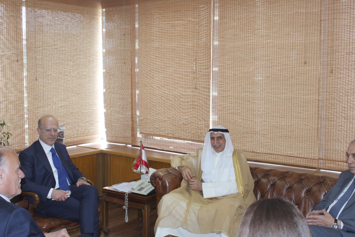 الصندوق الكويتي للتنمية الإقتصادية العربية يؤكد دعمه المتجدد للبنان ويبحث مع وزير الدولة لشؤون التنمية الإدارية الدكتور فادي مكي في مكتبه في الوزارة سُبل تفعيل مشروع التطوير الإداري، برفقة وفد من مجلس الإنماء والإعمار وذلك يوم الخميس في 8 أيار الحالي.
<a href="/makkifadi/">Dr. Fadi A. Makki</a>