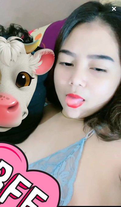 Elsa pasrah juga Ama omnya