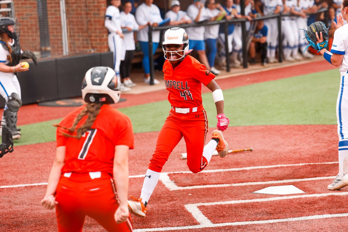 D1Softball (@d1softball) on Twitter photo Tyra Parker sealed <a href="/GoCamelsSB/">Campbell Softball</a>'s 3-2 upset win over top-seeded Delaware with a diving catch in foul territory for the final out in the 9th inning.
The Camels move on in the CAA Championship.
📸 <a href="/CAASports/">Coastal Athletic Association</a>
🔗 d1softball.com/non-power-conf… Tyra Parker sealed <a href="/GoCamelsSB/">Campbell Softball</a>'s 3-2 upset win over top-seeded Delaware with a diving catch in foul territory for the final out in the 9th inning.
The Camels move on in the CAA Championship.
📸 <a href="/CAASports/">Coastal Athletic Association</a>
🔗 d1softball.com/non-power-conf…