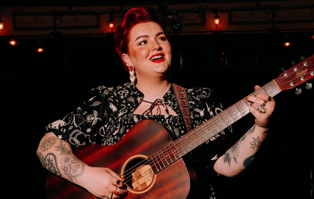 B R O N W E N (@bronwenlewis_) on Twitter photo Looking forward to performing at Dinas Powys Music Festival next week before heading off to Basel for Eurovision! ❤️
Come along, dewch yn llu 👇🏻
TICKETS : dpmusfest.co.uk/events/bronwen…
<a href="/GGDPMF/">DinasPowysMusicFest</a> Looking forward to performing at Dinas Powys Music Festival next week before heading off to Basel for Eurovision! ❤️
Come along, dewch yn llu 👇🏻
TICKETS : dpmusfest.co.uk/events/bronwen…
<a href="/GGDPMF/">DinasPowysMusicFest</a>