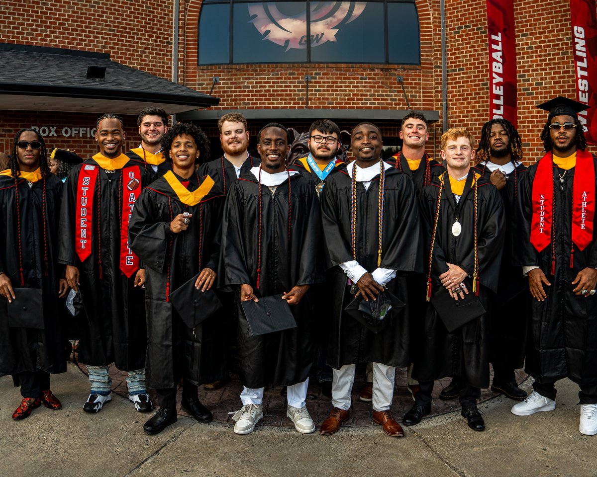 Bachelor’s Degree☑️