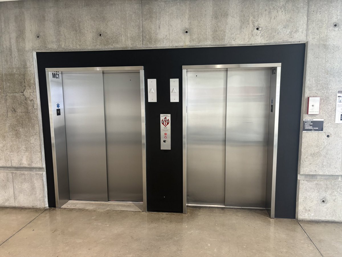 Eric Graves (@reportereric) on Twitter photo A second elevator in the <a href="/IMS/">Indianapolis Motor Speedway</a> media tower. What a beautiful sight A second elevator in the <a href="/IMS/">Indianapolis Motor Speedway</a> media tower. What a beautiful sight