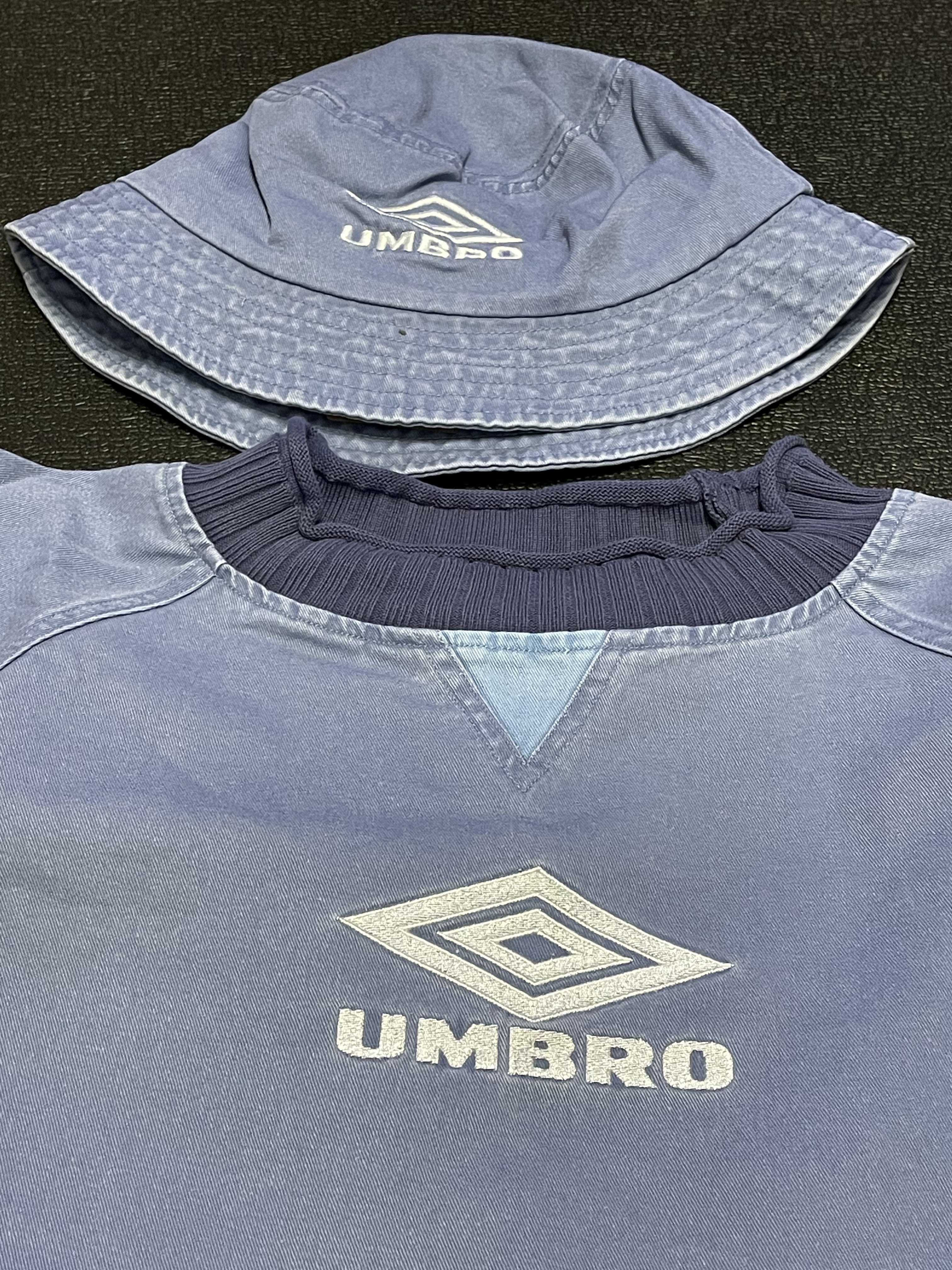 UMBRO PRETTY GREEN ドリルトップ XL oasis オアシス UMBRO PRETTY GREEN ドリルトップ XL oasis オアシス アンブロ