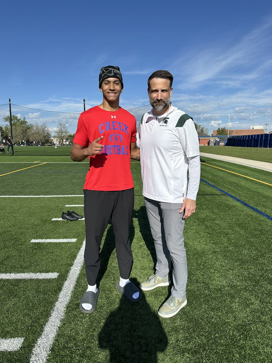 Braylon Hodge 3⭐️ (@braylonhodge) on Twitter photo Thanks for coming out to see me work <a href="/JoeS_Rossi/">Joe Rossi</a> ‼️ After a great visit and conversation about the program, blessed to receive an offer from Michigan State! #AGTG <a href="/MSU_Football/">Michigan State Football</a> <a href="/AustinDArmond/">Austin</a> <a href="/BrandonHuffman/">Brandon Huffman</a> <a href="/On3Recruits/">On3 Recruits</a> <a href="/Rivals/">Rivals</a> <a href="/CCNextLevelFB/">Cherry Creek Next Level 🏈</a> <a href="/Coach_Ceddy/">Coach Ceddy</a> <a href="/CoachBetti/">Coach Betti</a> Thanks for coming out to see me work <a href="/JoeS_Rossi/">Joe Rossi</a> ‼️ After a great visit and conversation about the program, blessed to receive an offer from Michigan State! #AGTG <a href="/MSU_Football/">Michigan State Football</a> <a href="/AustinDArmond/">Austin</a> <a href="/BrandonHuffman/">Brandon Huffman</a> <a href="/On3Recruits/">On3 Recruits</a> <a href="/Rivals/">Rivals</a> <a href="/CCNextLevelFB/">Cherry Creek Next Level 🏈</a> <a href="/Coach_Ceddy/">Coach Ceddy</a> <a href="/CoachBetti/">Coach Betti</a>