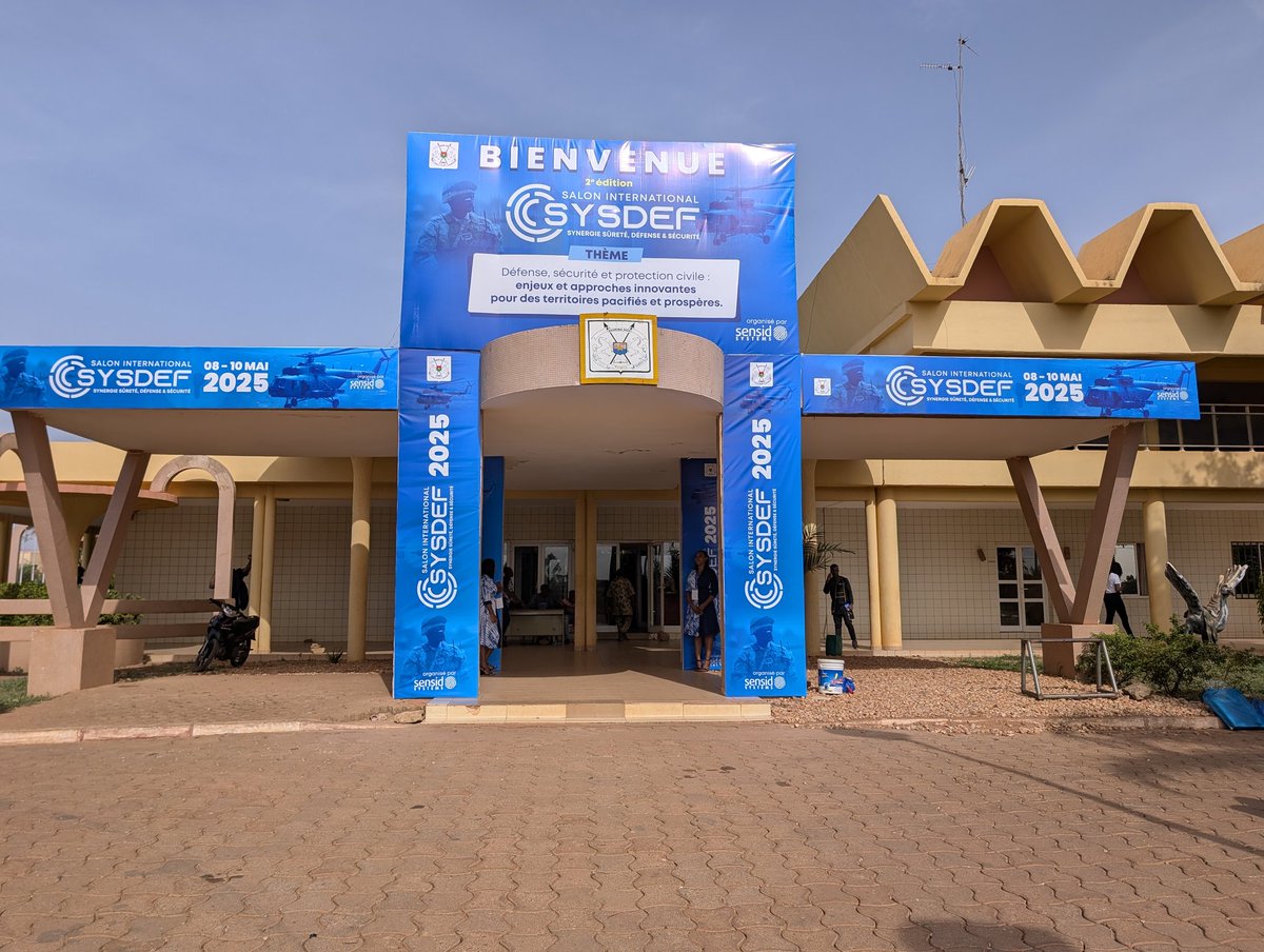 RoboticsDiakite's tweet image. Diakité Robotics aux côtés des FAMA au Salon International SYSDEF 2025 !
📍 Ouagadougou – du 8 au 10 mai

Diakité Robotics est fière de représenter l’innovation technologique Malienne au service de la sécurité et de la défense, aux côtés des Forces Armées Maliennes (FAMA) lors du…