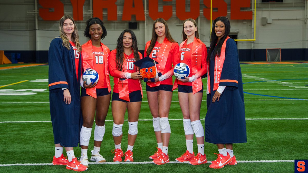 CuseVB's tweet image. The One Where They All Graduate 🎓
Congratulations to our 2025 graduates! 👏
#BackStronger | #TheRedemptionTour