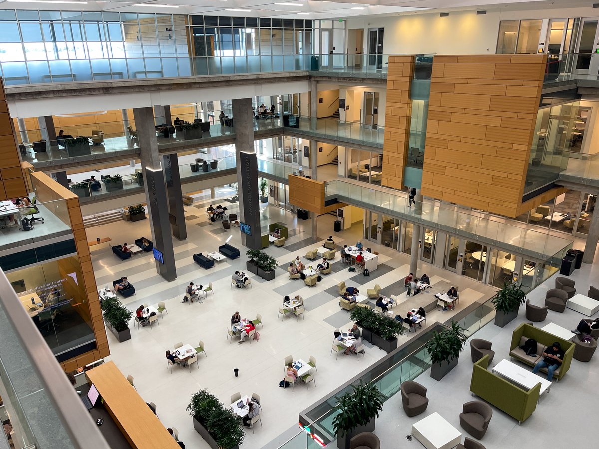 Baylor_MBA's tweet image. Wishing our Bears the best of luck on their final exams! 💚