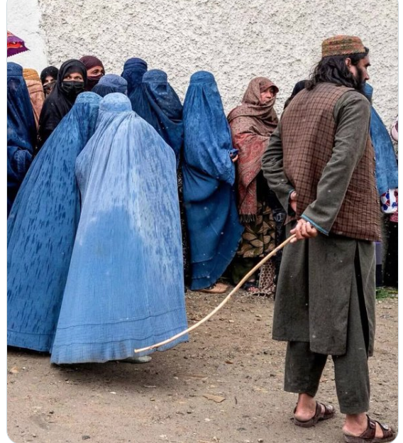 fmeeus1's tweet photo. Als we de links-groene woke beweging en hun islam liefde laten doen, dan krijgen we deze realiteit.
Helaas ze beseffen het niet. Ze zijn zeker dat die vrouwen dat uit vrije wil doen en uit liefde voor M https://t.co/qsfEHHfVZJ