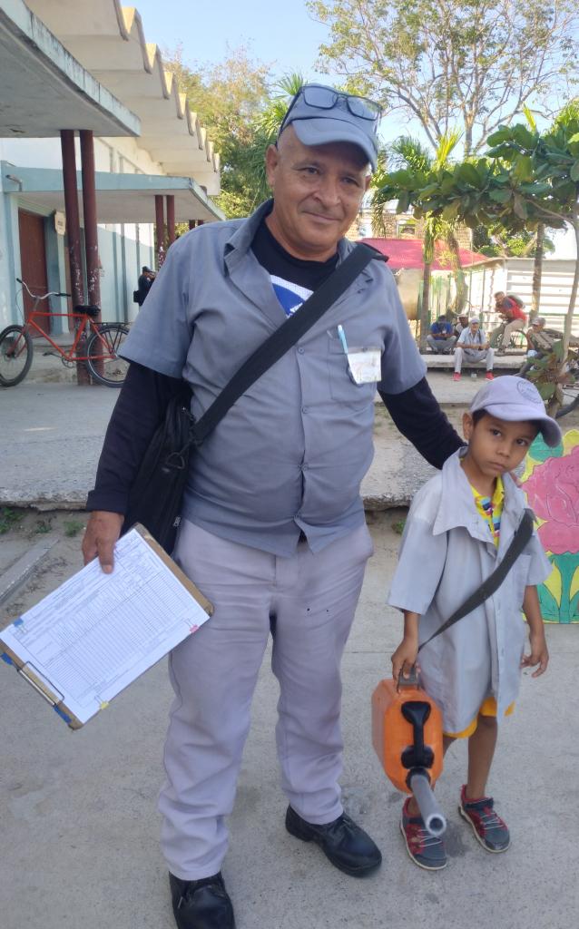 JMastrapa56896's tweet photo. El Proyecto Los niños del Círculo en la comunidad junto al Programa Educa a Tu Hijo del CP 4 en conmemoración al día de las madres"FELICIDADES" https://t.co/nFrQElClJm
