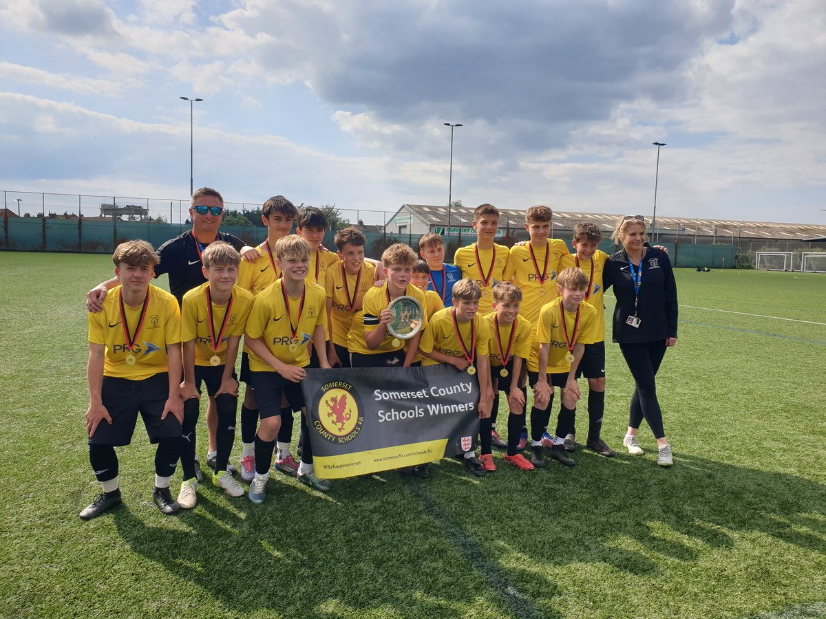 Somerset Schools FA (@schoolssomerset) on Twitter photo Congratulations <a href="/Backwell_School/">Backwell School</a> , u13 Somerset schools champions. A win on penalties 5-4 after a 4-4 draw at full time. Commiserations to <a href="/BeechenCliff/">Beechen Cliff School</a> who can be proud of their efforts in a great final. #schoolsfootball #cupfinal #champions #somerset #countycup Congratulations <a href="/Backwell_School/">Backwell School</a> , u13 Somerset schools champions. A win on penalties 5-4 after a 4-4 draw at full time. Commiserations to <a href="/BeechenCliff/">Beechen Cliff School</a> who can be proud of their efforts in a great final. #schoolsfootball #cupfinal #champions #somerset #countycup