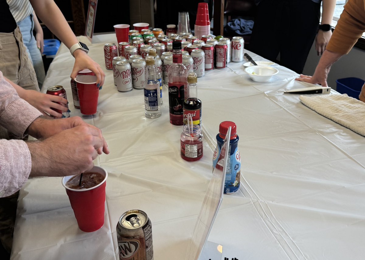 smsteam1's tweet image. We celebrated @IntegrityMG&apos;s Spring Training this week with a fun custom Soda Bar! 🥤🍋‍🟩🍒
#IntegrityFamily #IntegritySpringTraining #2025SpringTraining
