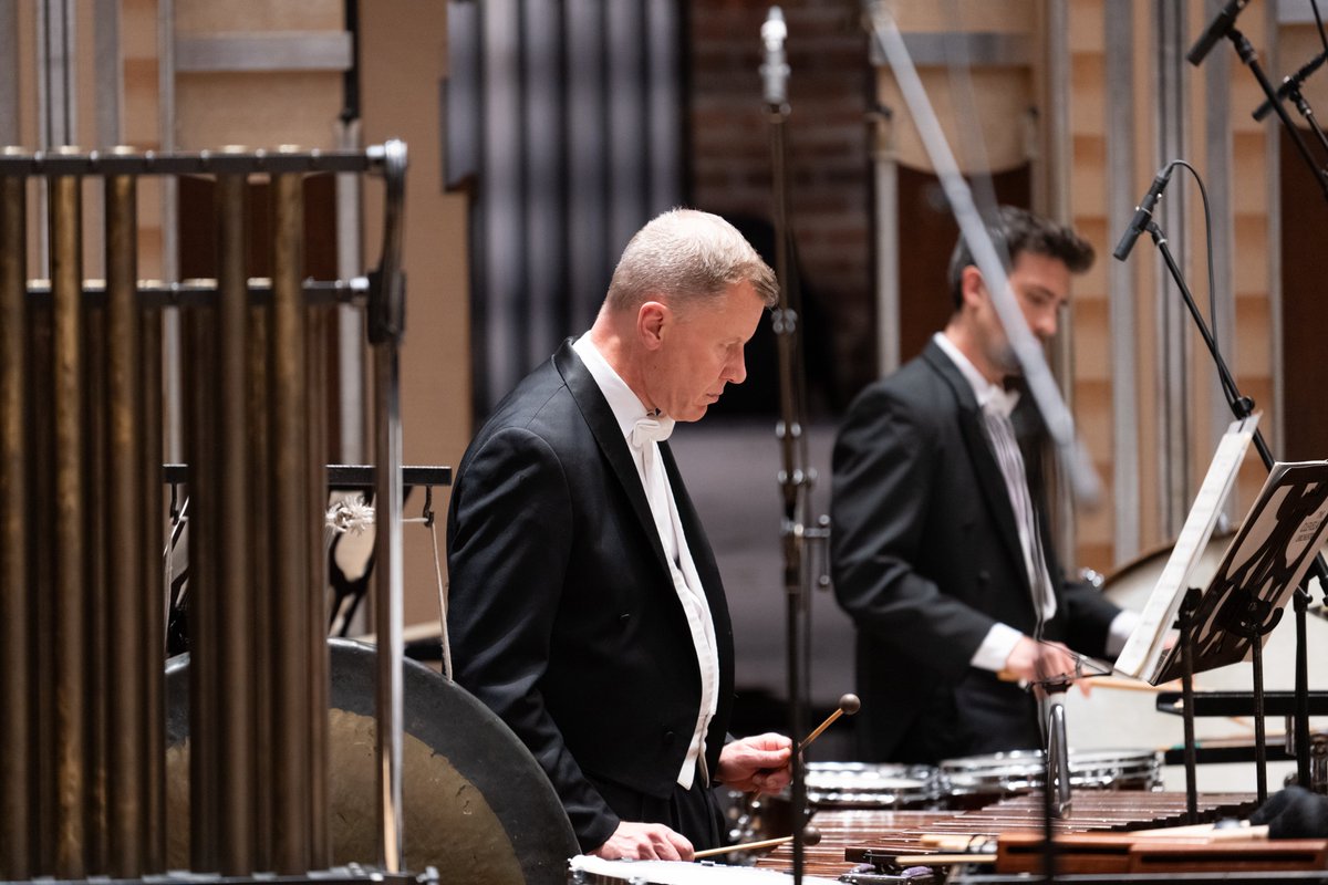 Mozart. Prokofiev. A powerful world premiere by Allison Loggins-Hull. This Cleveland Orchestra concert was fire and finesse in perfect balance.

See it again May 10: clevelandorchestra.com/attend/concert…