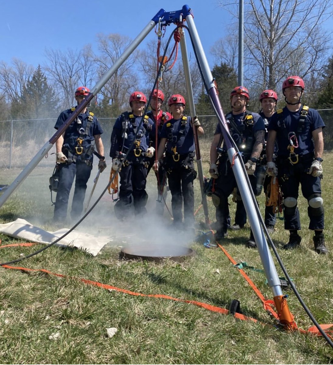 mccfire1's tweet image. Busy week for our Students and Cities! Special Operations both @PapillionFire Council Bluffs Fire Departments #techrescue #specialops #highhazard #mccfire #mcc #community