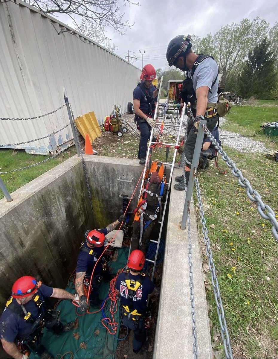 mccfire1's tweet image. Busy week for our Students and Cities! Special Operations both @PapillionFire Council Bluffs Fire Departments #techrescue #specialops #highhazard #mccfire #mcc #community