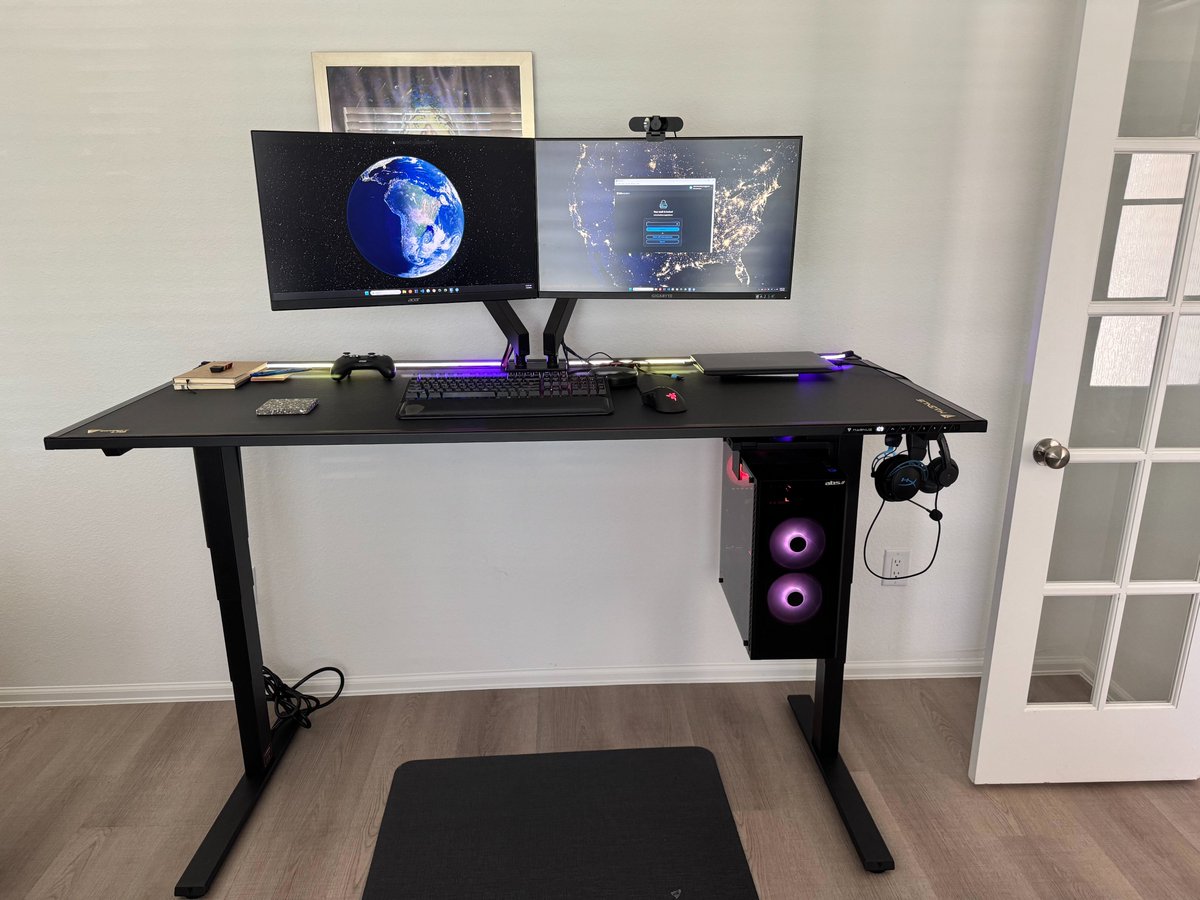 Secretlab Magnus Pro XL is a game-changer! Love the sit-stand height adjustment for comfort. Cable management hides all clutter, and the magnetic accessories are awesome. Spacious, sturdy, and stylish. Highly recommend! 

#promotion #Ad #DeskGoals #Secretlab