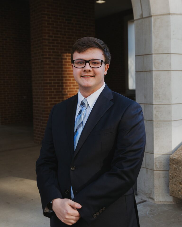 Sophomore Haslam Leadership Scholar Scotty Brown has secured an investment banking internship with J.P. Morgan for summer 2026. He's one of the first UT students to do so in six years. 

Get to know Scotty &amp; learn more about his ambitions here: lnkd.in/eNJVF54t
<a href="/HaslamUT/">Haslam Business</a>