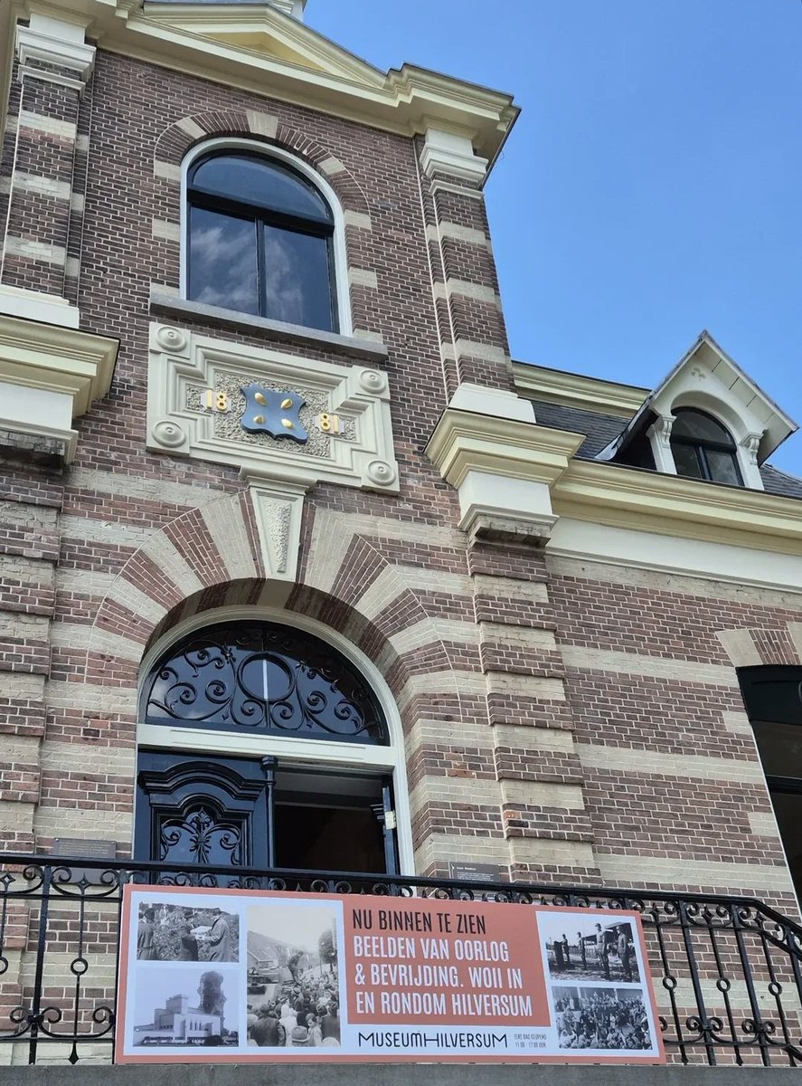 Trots op de tentoonstelling van <a href="/museumhilversum/">Museum Hilversum</a> en <a href="/HsumindeOorlog/">Stichting Hilversum in de Oorlog</a> 😊