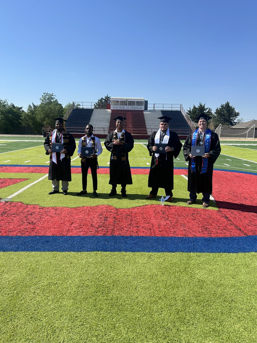 One last time together on the field!  Celebrating the ultimate Win!  

#AggieGrads
#HailTheAggieCrew