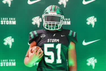 Congrats to <a href="/AviatorFootbal1/">AVIATOR FOOTBALL</a> <a href="/MalachiThomasA3/">Malachi Thomas - Allen</a> on committing to <a href="/LakeErieFB/">Lake Erie Storm Football</a> . He will be studying criminal justice and business administration! Good luck at Lake Erie College, Malachi! #Alliance #lakeeriefootball #Q92Sports