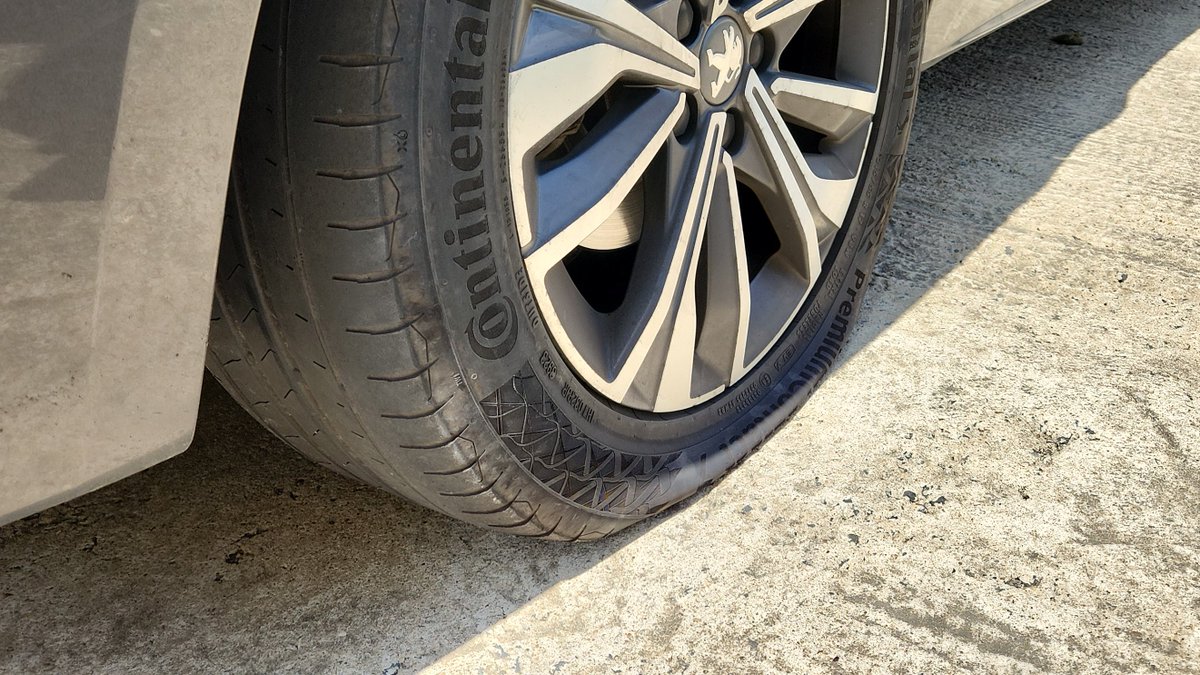 SatournePasRond? 🪐 tweet media