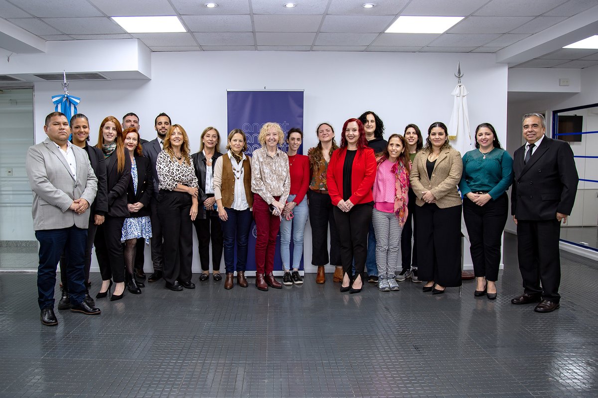 Luego de una semana de trabajo con las delegaciones regionales y en el marco de la Presidencia Pro Tempore de Argentina, finalizó la Reunión del Subgrupo de Trabajo N°11 “Salud” del MERCOSUR.

Más info 👉 bit.ly/4dgMv9A