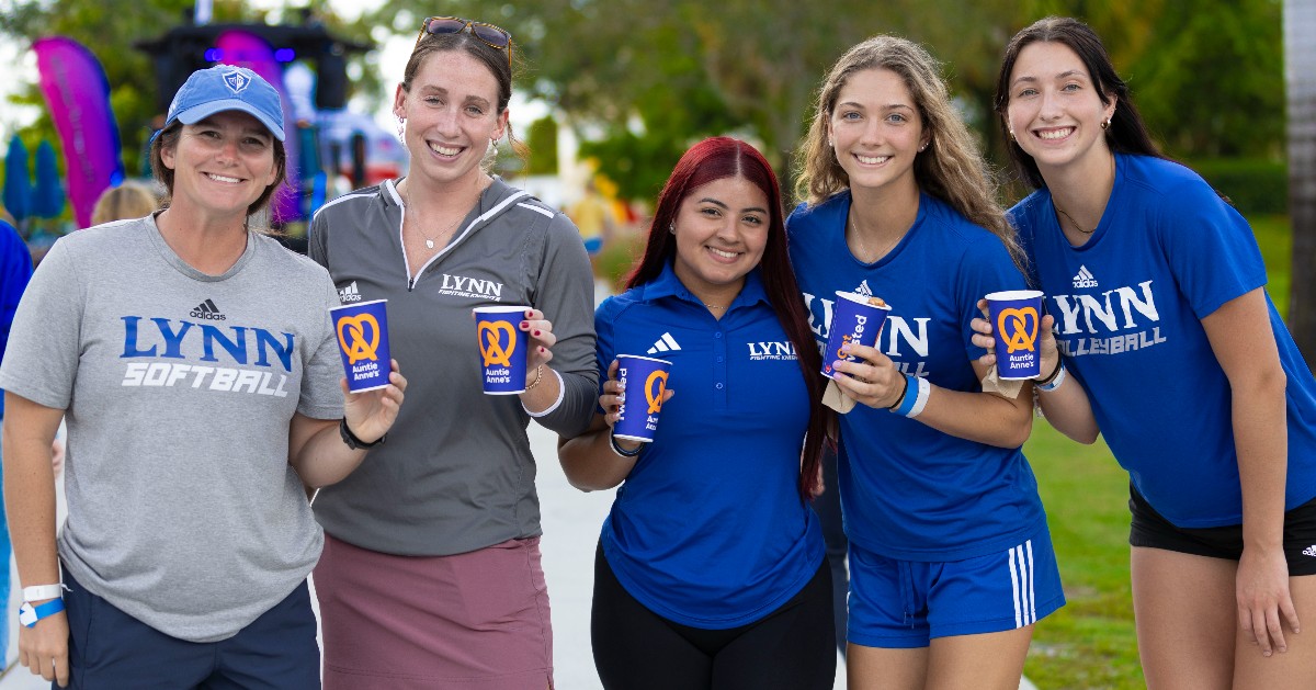 And that’s a wrap! ⚔️🎁 From major wins in the classroom and on the field to unforgettable campus vibes, the 2024–25 academic year was one for the books. Watch our recap 👉 ow.ly/wk6o50VQ5JS  #WeAreLynn