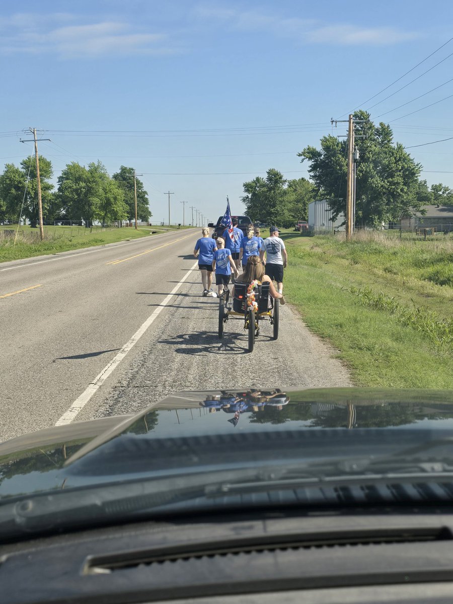 MrZackButler's tweet image. Hey there @CoachVenables! For the 25th year, we've started the annual walk from Chickasha to Stillwater for the Special Olympics Summer Games to raise money for Special Olympics. Day 1 is 19 miles (of 125 over 6 days) from Chickasha to Minco up Hwy 81.