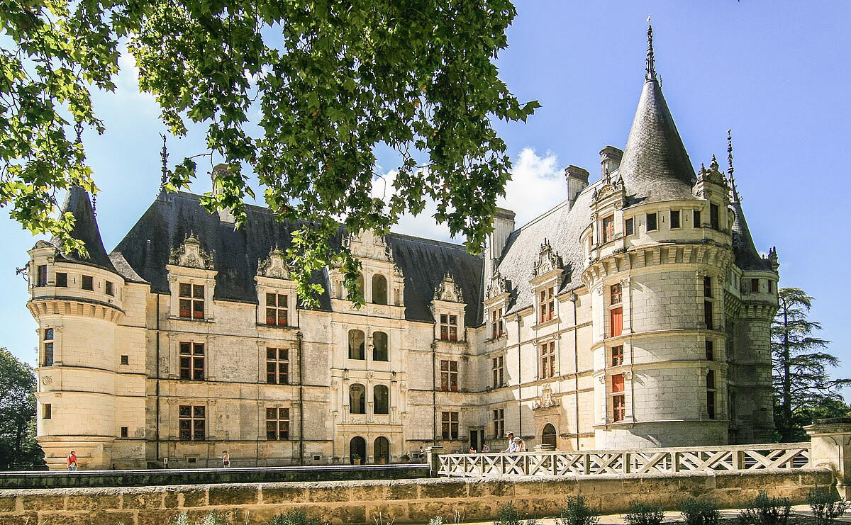 URGENT❗️ 

Il reste quelques places pour le post-congrès à Grésillon (9-13 juin 2025) avec visites de superbes châteaux à Angers, Azay-le-Rideau, Langeais, Montgeoffroy et Plessis-Bourré. 

kongreso2025.esperanto-france.org/postkongreso