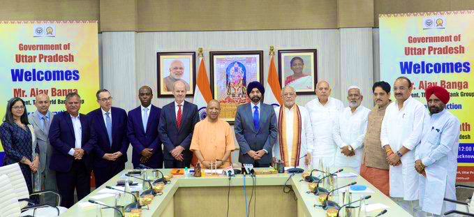 AwasthiAwanishK's tweet photo. Hon'ble UP CM Shri @myogiadityanath Ji, today met World Bank Group President Mr. Ajay Banga in #Lucknow and launched the AI-PRAGYA program to empower citizens through Ai. The initiative aims to train 10 lakh youth in #ArtificialIntelligence, boosting awareness, growth, and skill development across the state. This marks a major step toward making Uttar Pradesh a hub of tech enabled and future-ready talent.

#UpGrows #AIHub #UPGrows #IASAwanishAwasthi #UttarPradesh #AwanishKAwasthi #UPTechHub