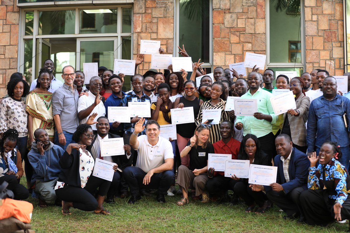 Congratulations are due!🤝🎉
40 CSOs from all over 🇺🇬go home today with strengthened skills in
📨Newsletter writing &amp; distribution
✍️Messaging
🛡️Crisis communication
📸Photography  &amp;
📲Social media messaging
Empowered to convey their message and vision to their communities!💪🗣️