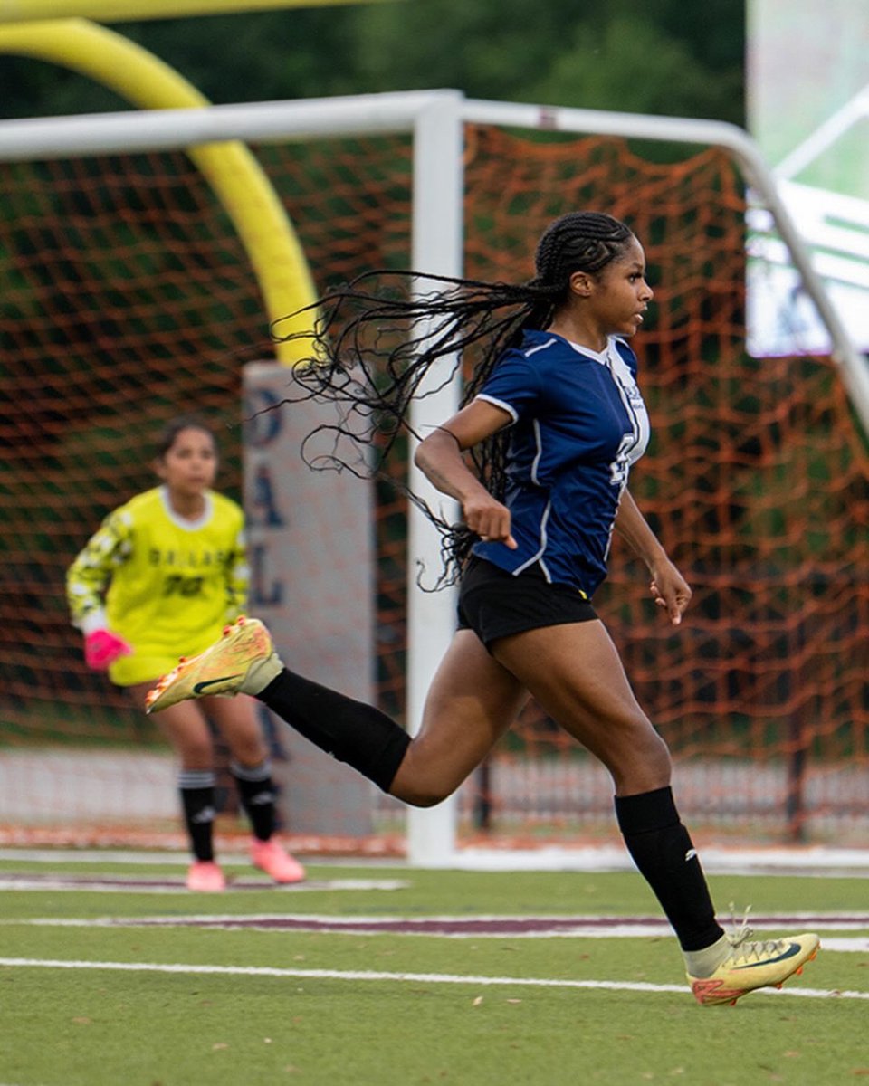 Ashanti Hall tweet media