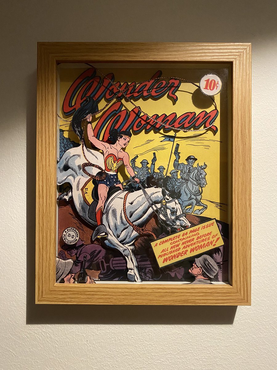 grossoshadowbox's tweet image. 🦸🏻‍♀️ WONDER WOMAN 🦸🏻‍♀️ (20x25cm)

❤️Hecho a mano con amor❤️

✉️ Haz tu encargo por MD o en grossoshadowbox@gmail.com 💕

#shadowbox #shadowboxes #cuadro3d #cuadros3d #cuadros3dpersonalizados #diorama #diorama3d #3dframe #3dframeart #wonderwoman #marvel #comic #marvelcomics