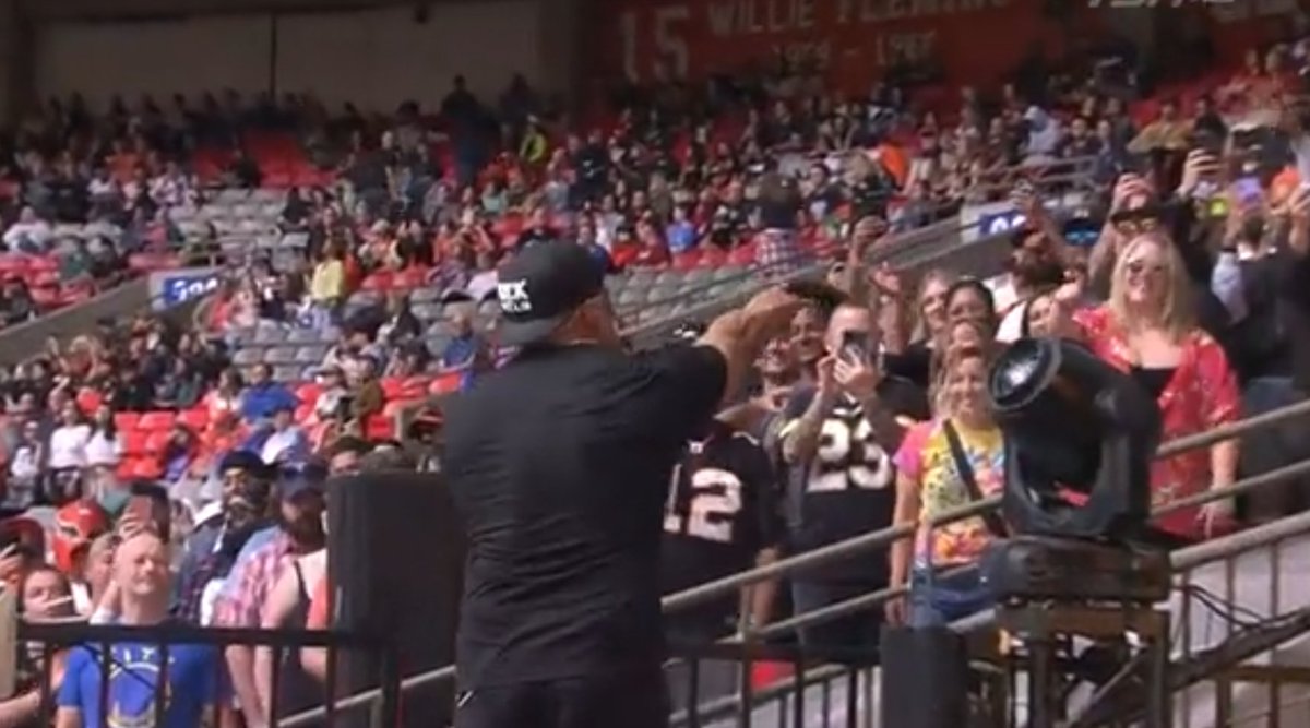 Tom Zillich tweet media