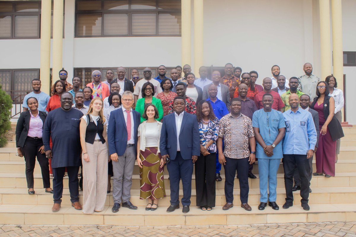 We're wrapping up the week with highlights from ISSER’s #Trade4SD workshop. 🇬🇭🤝🇪🇺
Stakeholders from COCOBOD, GCI, &amp; global partners explored ways to deepen EU-GH trade ties &amp; transform agri-food systems. A strong step forward for #SustainableDevelopment.
#EUHorizon2020