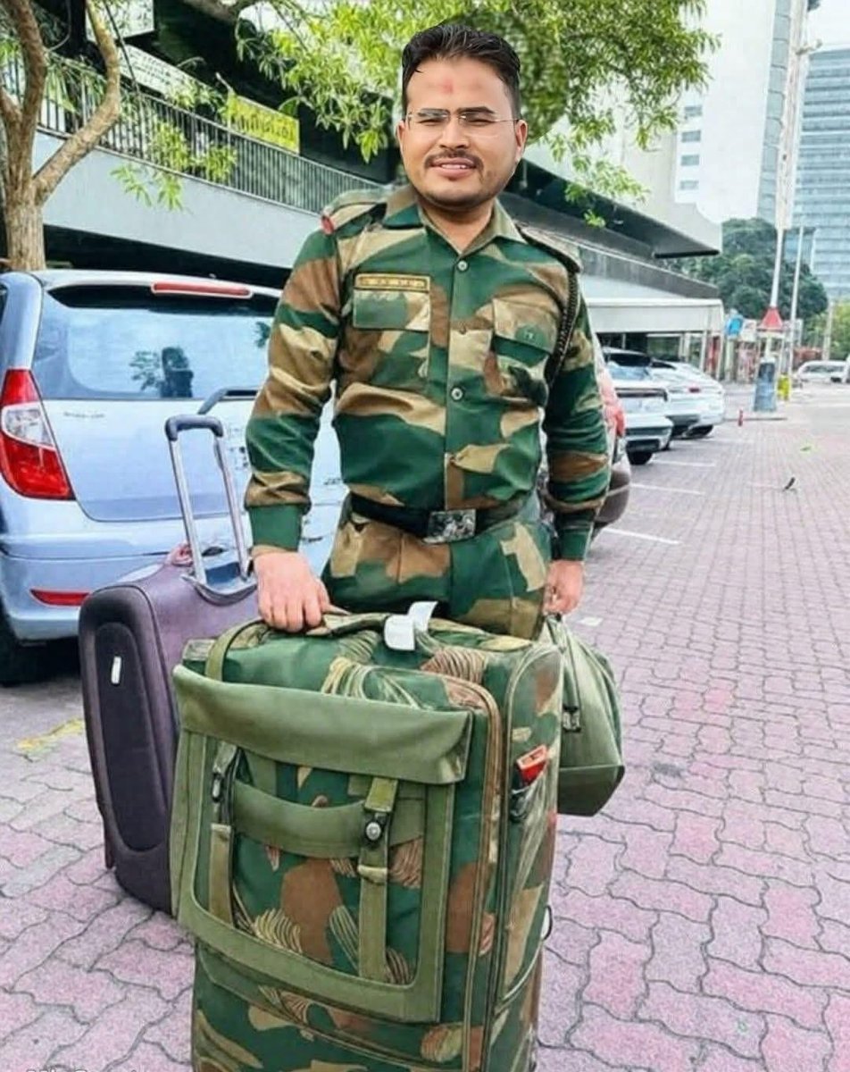 upendra_singh1_'s tweet image. CA. साब भारतीय सेनाका हातहतियार अडिट गर्न आज बेलुकाको फ्लाइट बाट भारत प्रस्थान गर्नुहुदै ।