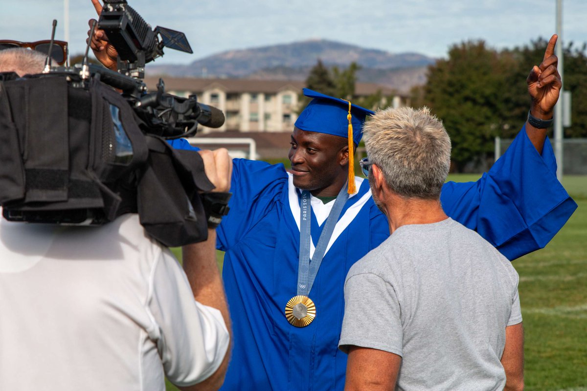 Congratulations to our students (past and present!) who won at Kelowna's 50th Annual Civic and Community Awards! ow.ly/Zn0U50VQ8TC