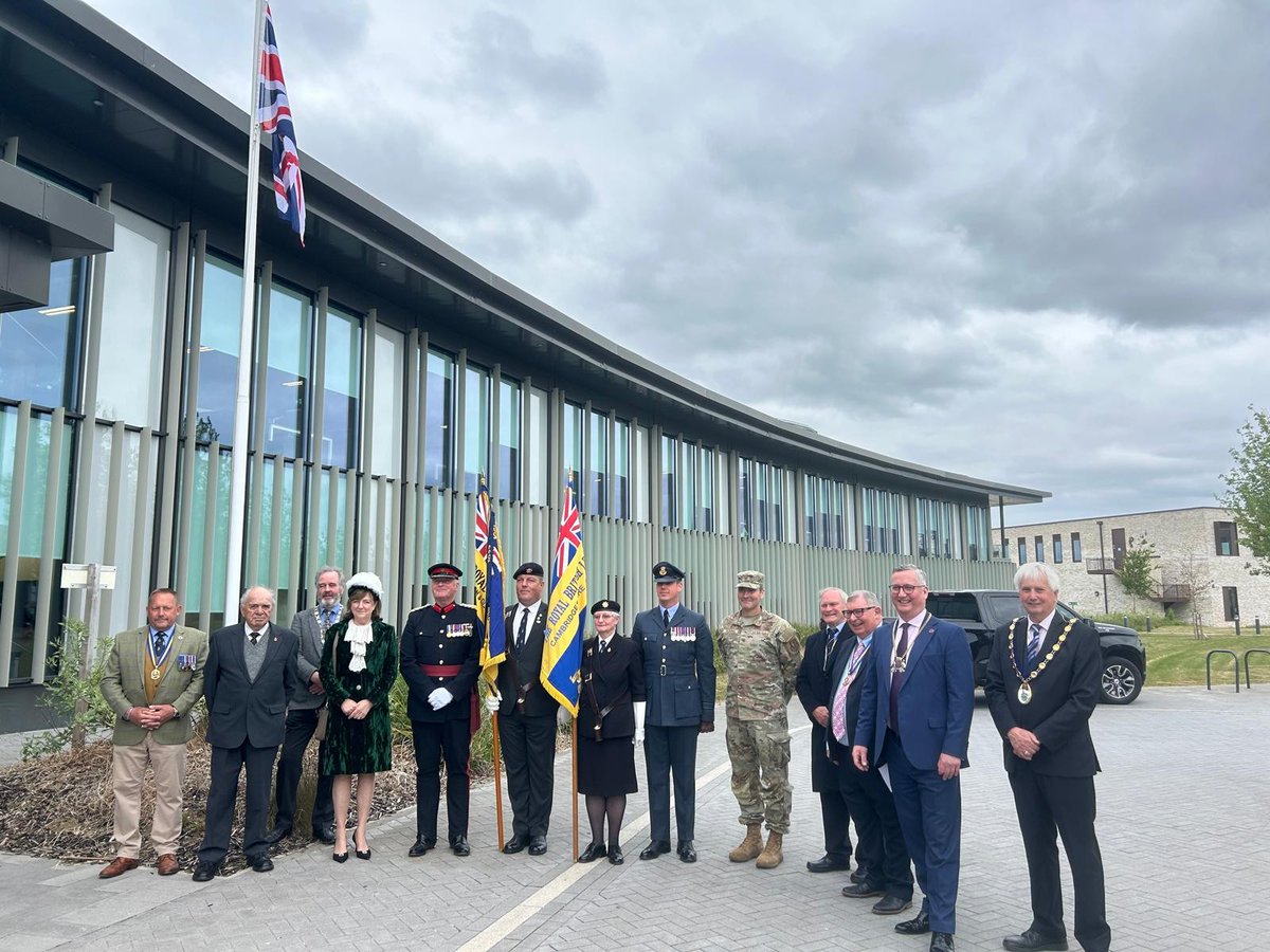 Yesterday we marked 80 years since Victory in Europe Day with a moving ceremony hosted by Cambridgeshire County Council. It was a privilege to join Sebastian Kindersley, Chair of CCC, Brigadier Tim Seal DL, Pete Digby of the Royal British Legion, and so many others in honouring