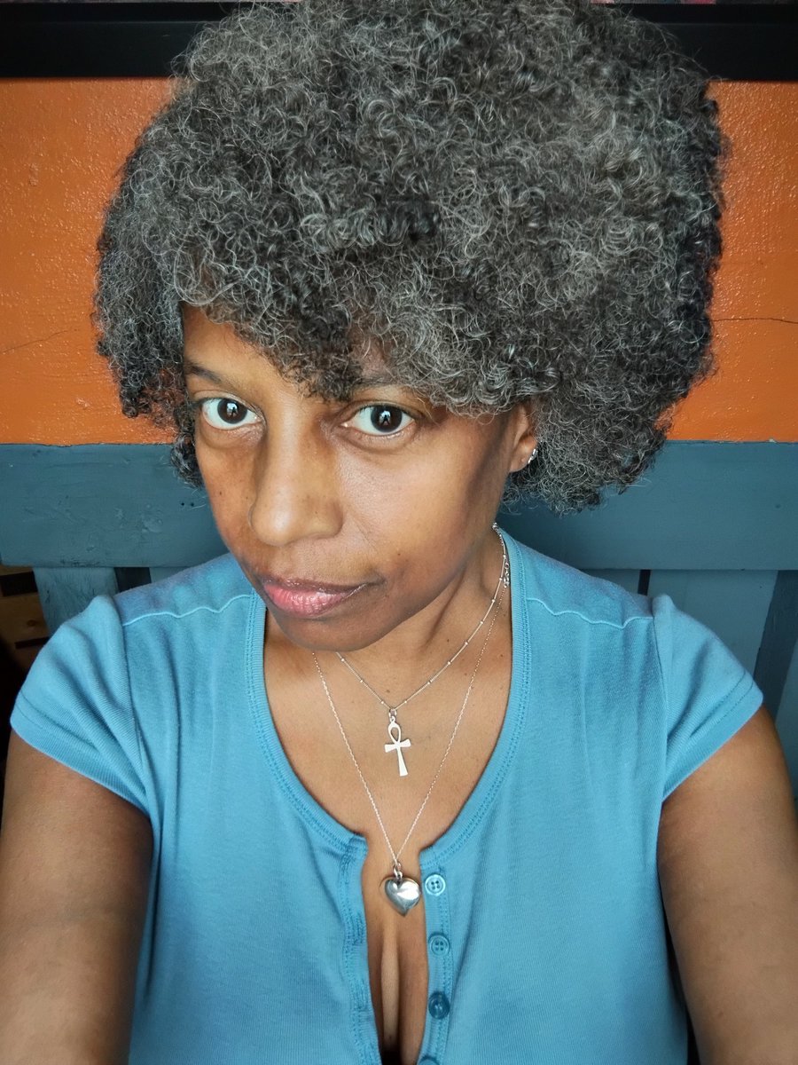 IAMJamena's tweet photo. STILL As A L W A Y S . . .
I AM
HAPPY 2B NAPPY 🩵🧡🖤🖤🖤🖤
#FroDay☀️
#FroFriday☁️➿➰➿➰➿☁️
#SilverLining➰🖤➿🩶➿🖤➰ https://t.co/0bNFpiE5n4