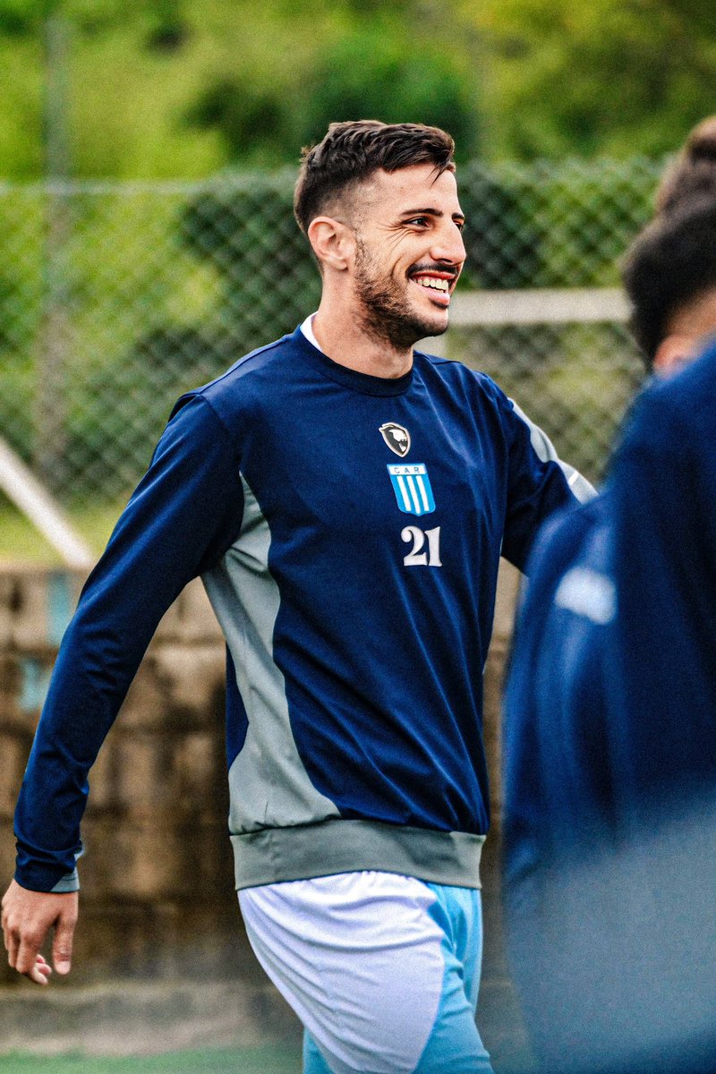 🤯🇸🇲 ¡CHAVARRIA EN EL EQUIPO DE LA SEMANA!

🔝 Según la prestigiosa app @sofascore_football , Pablo Chavarria, con una puntuación de 9.4, se encuentra en el 11 ideal de la fecha 13 de la Primera Nacional.

⭐️ Además, también fue el jugador con mejor puntuación de la categoría.