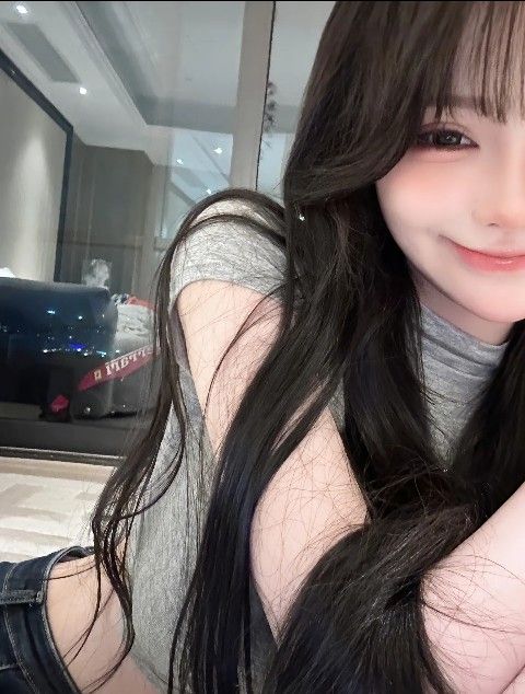 CelindaCha77753's tweet image. 今日、明日あたりで会える人いませんか？   
もうヤケクソですw
#p活浦和　#p活都内