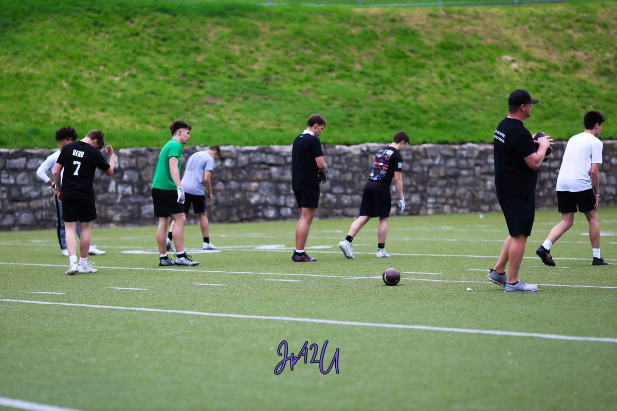 Another work week in the books #Dawgsinthehouse #CULTURE