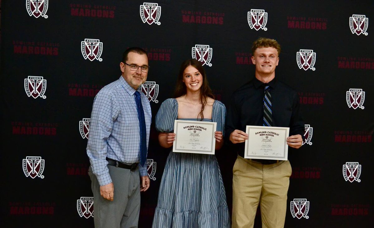 Congrats to Elise Huegerich for winning the John Hayes award for her strong leadership, dedication to activities/athletics/academics, faith modeled in service, and her caring and supportive attitude!
