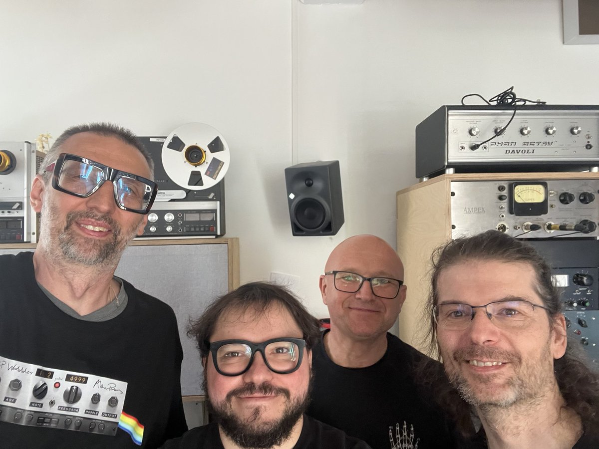 An inspiring encounter with Grammy and Emmy-winning producer and sound engineer Francesco Donadello at his home studio in Berlin. Thanks for having us!