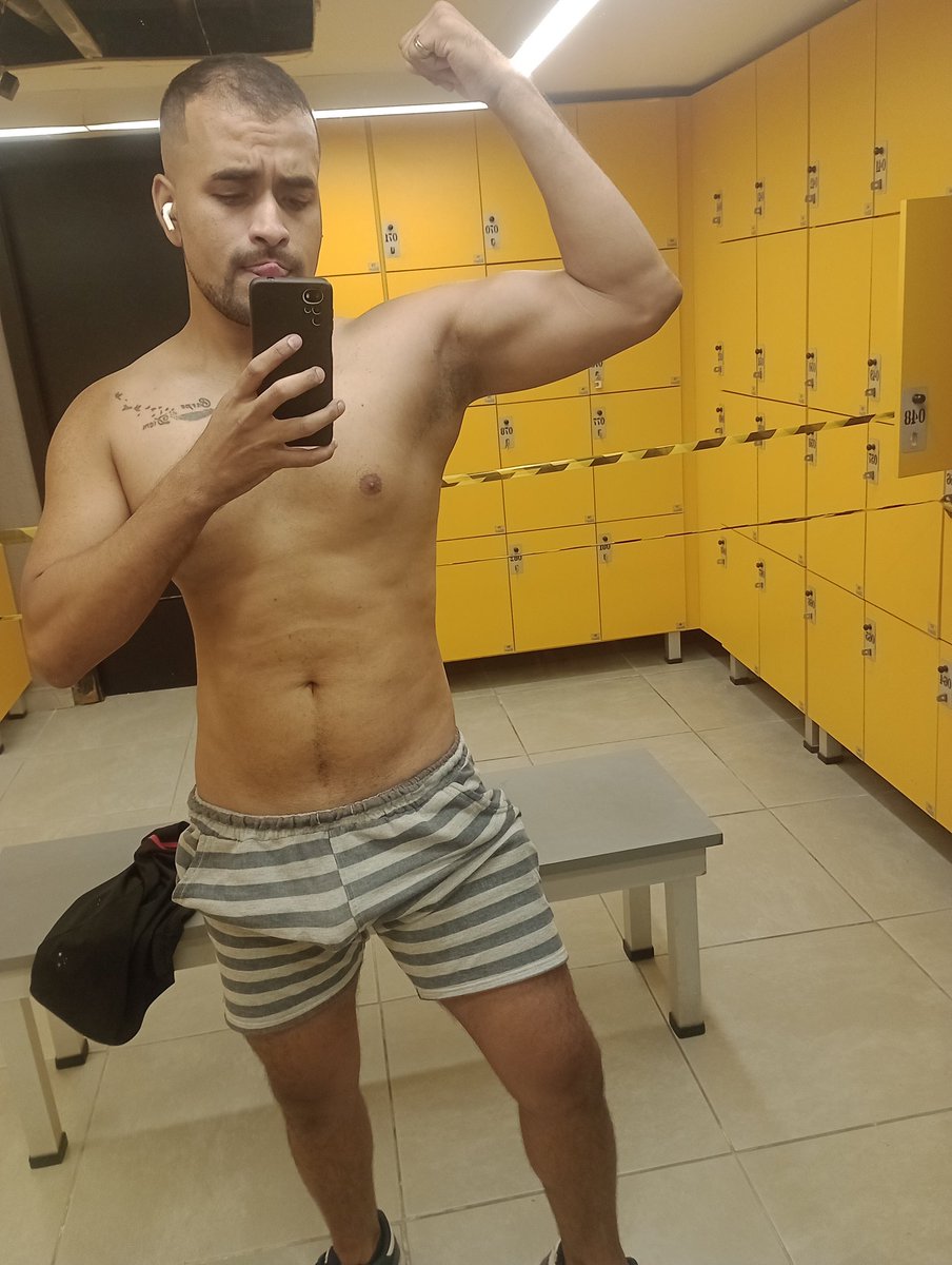 Treinar pra ficar bonito pelado! 🤞😌

#gay
#Chudai