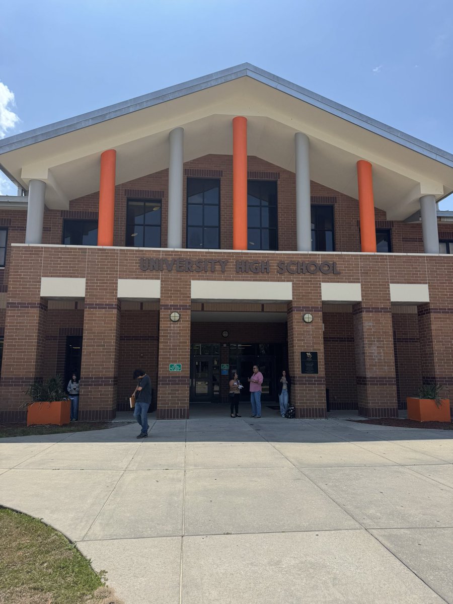 Hunter Simmons (@coachhsimmons) on Twitter photo Awesome meeting Coach Trumbly over at University High! Great things happening over in Orange City. Appreciate you showing us around and getting the opportunity to talk to some studs over here! <a href="/BIGshadowMIKE/">Coach Mike Jasper</a> Awesome meeting Coach Trumbly over at University High! Great things happening over in Orange City. Appreciate you showing us around and getting the opportunity to talk to some studs over here! <a href="/BIGshadowMIKE/">Coach Mike Jasper</a>