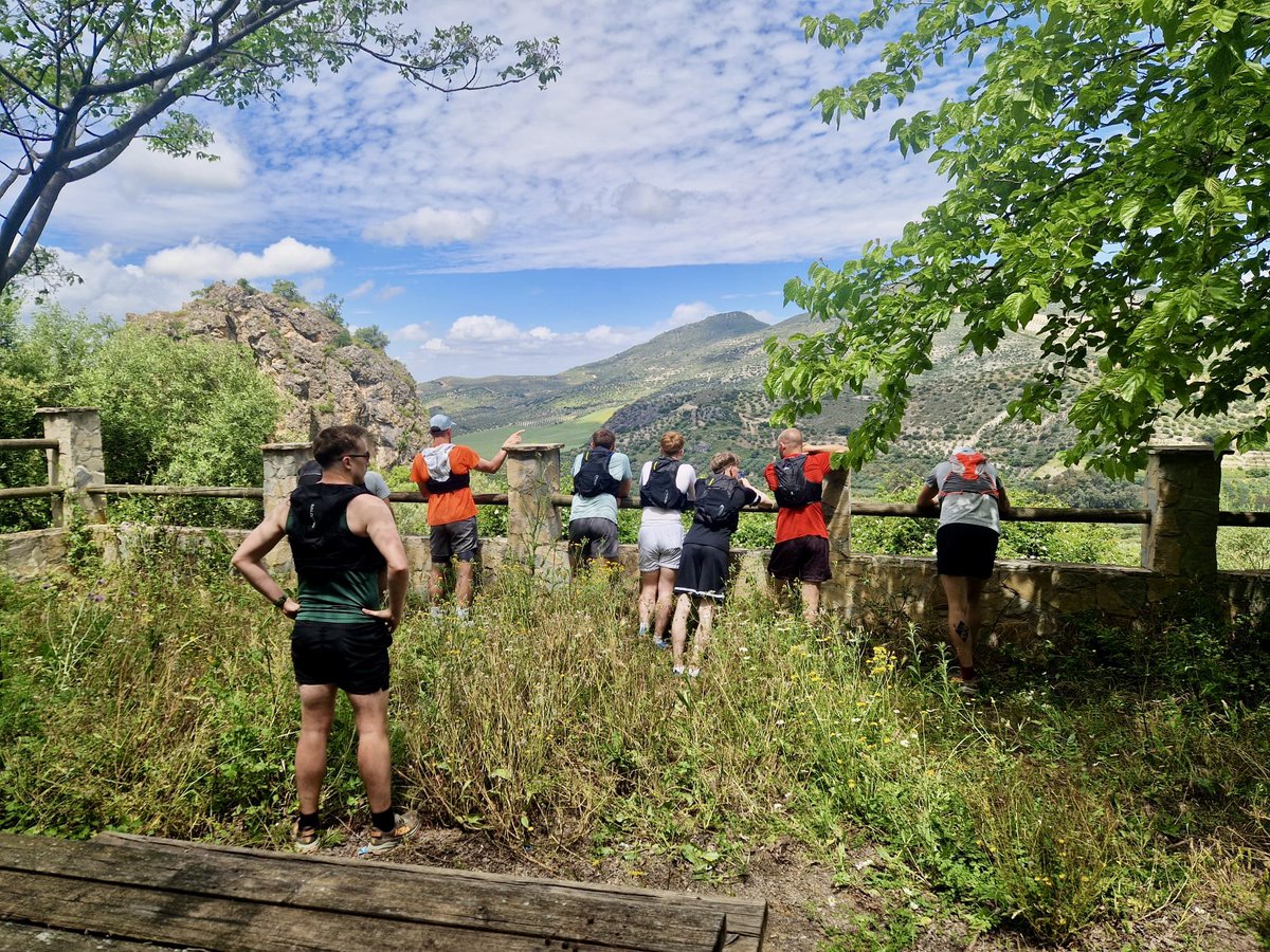 British Army in Spain (@britisharmyesp) on Twitter photo Best of luck to the 11 Desert Rats taking on the 101km Race organised by the Legion Brigade tomorrow!
¡Mucha suerte a los 11 Desert Rats en la carrera de 101 km organizada por la Brigada de la Legión mañana!
More to follow 🫡
<a href="/EjercitoTierra/">Ejército de Tierra 🇪🇸</a> <a href="/ukinspain/">UK in Spain</a> <a href="/BritishArmy/">British Army 🇬🇧</a> Best of luck to the 11 Desert Rats taking on the 101km Race organised by the Legion Brigade tomorrow!
¡Mucha suerte a los 11 Desert Rats en la carrera de 101 km organizada por la Brigada de la Legión mañana!
More to follow 🫡
<a href="/EjercitoTierra/">Ejército de Tierra 🇪🇸</a> <a href="/ukinspain/">UK in Spain</a> <a href="/BritishArmy/">British Army 🇬🇧</a>