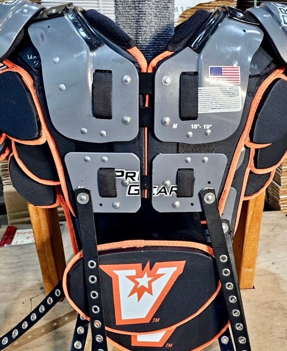 Corbin_GameOne's tweet image. Get your custom backplates!!! We can design your logo on it and color ways you are wanting!